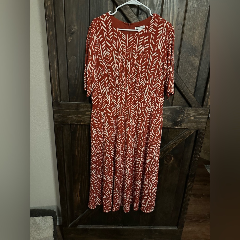 NorthStyle size 18 dress, burnt, orange and white